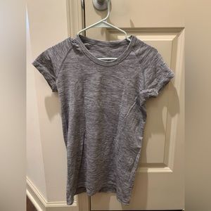 Lululemon workout shirt